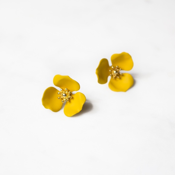 Anthropologie Dogwood Flower Earrings By Zenzii - Picture 2 of 3